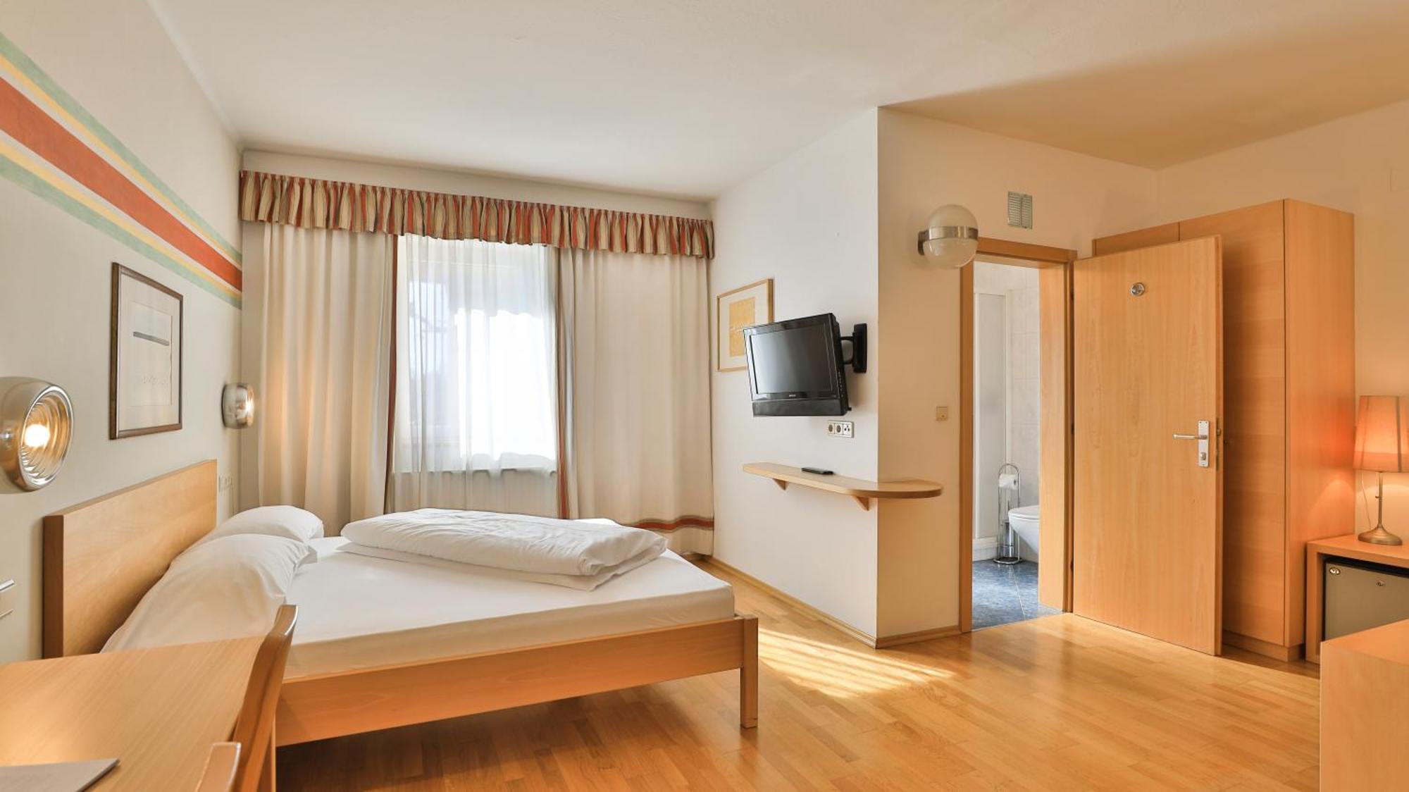 Hotel Sparerhof Vilpiano Экстерьер фото